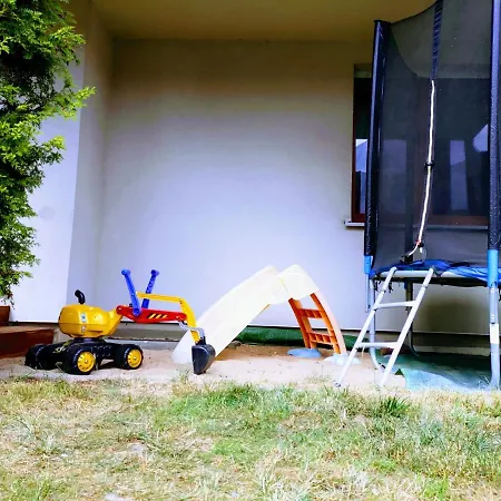 Komfortowy Dwupokojowy Z Tarasem I Garaz *