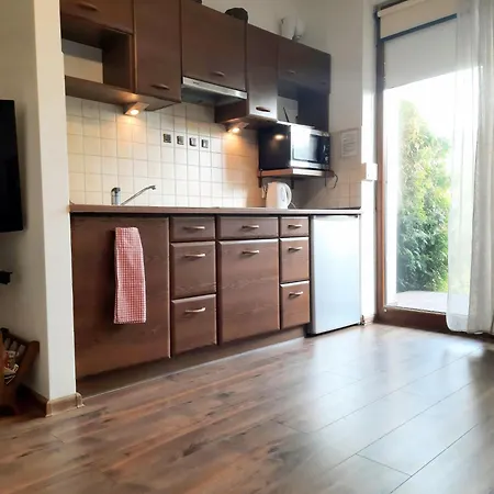 Komfortowy Dwupokojowy Z Tarasem I Garaz * Ustka