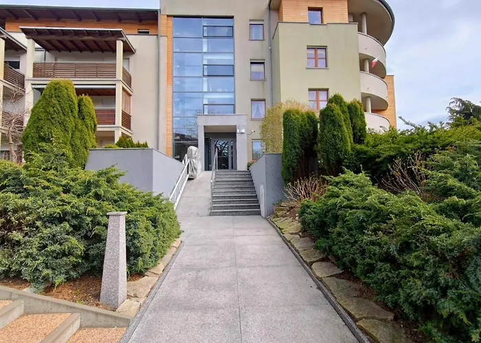 Komfortowy Dwupokojowy Z Tarasem I Garaz Ustka