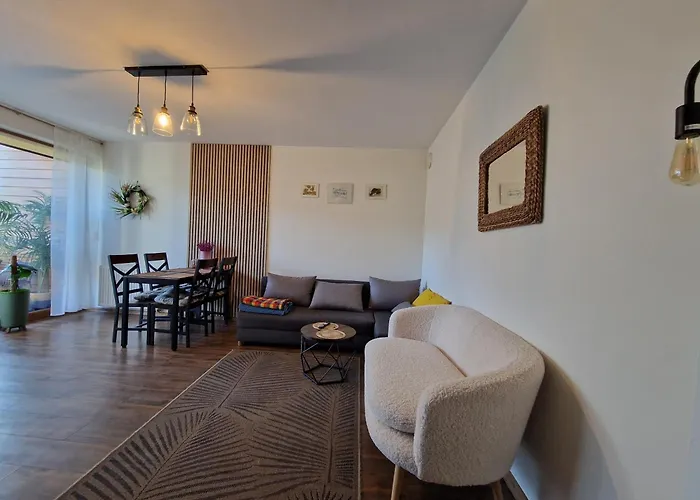 Komfortowy Dwupokojowy Z Tarasem I Garaz Apartman